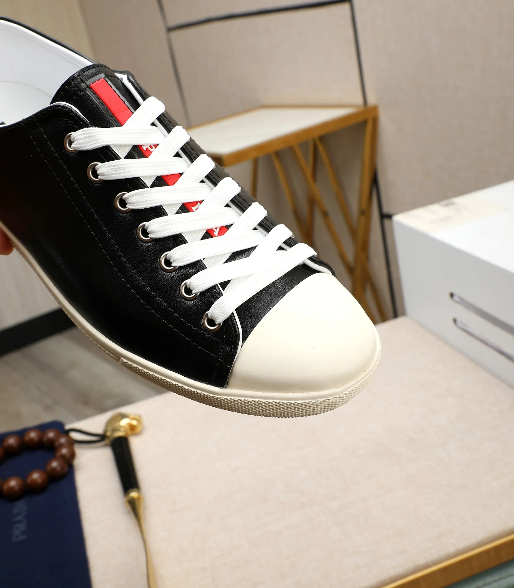 Men's men's shoes💰440🌹🌹[PRADA—Prada] 2024 latest model🙈original replica! 👟👟👟The uppers are made of top-notch workmanship from Italy🇮🇹Imported calfskin❗️Genuine leather lining@Suitable for travel, the original version has an enlarged engraved sole, making it suitable for all kinds of travel, showing low-key luxury. Let quality speak for itself. Color: Size: 38-44